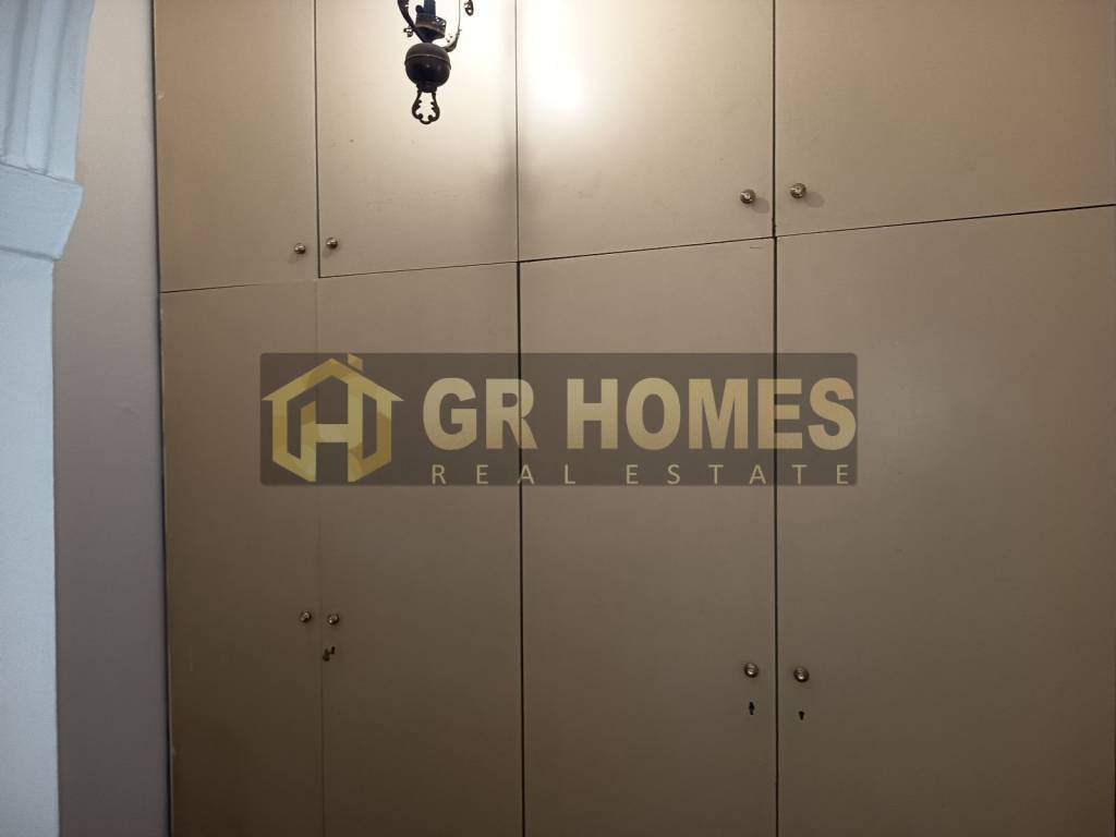 chol kentrikes eisodoy