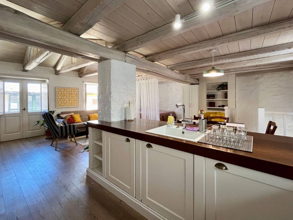 plaka_residential_detached_for_rent