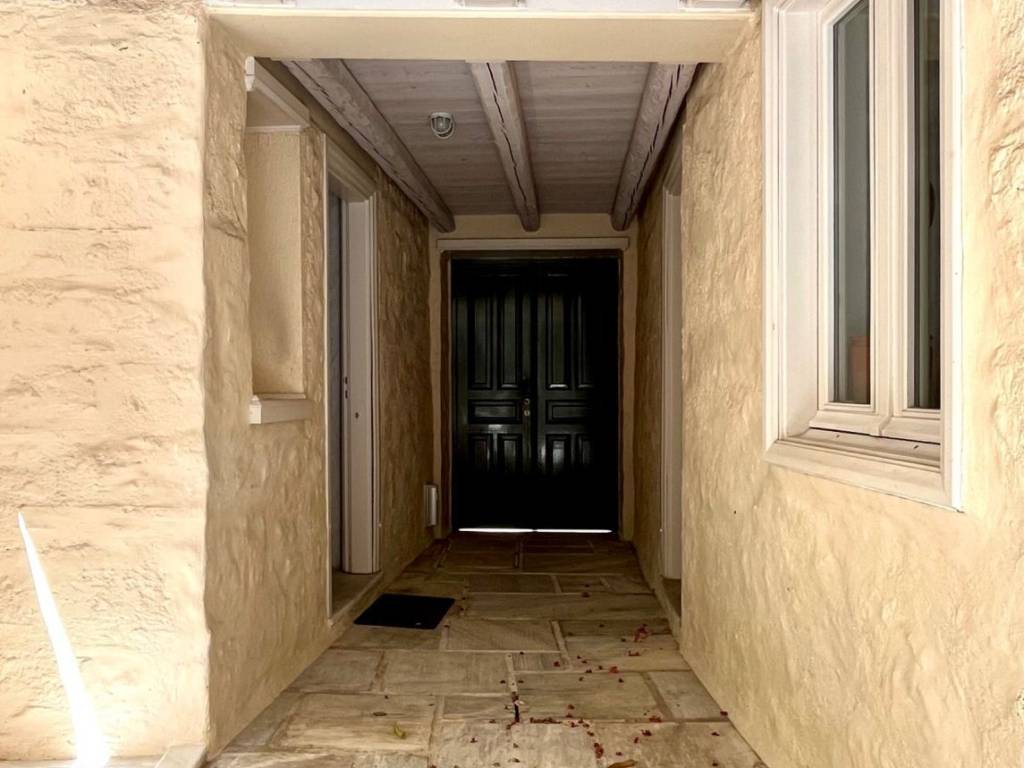 plaka_residential_detached_for_rent