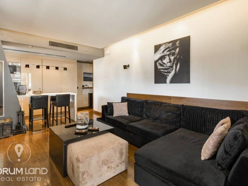 Forumland Real Estate, Σαλοκουζίνα