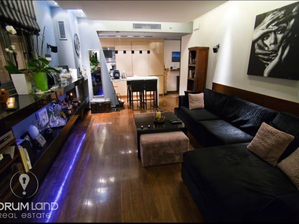 Forumland Real Estate, Σαλοκουζίνα