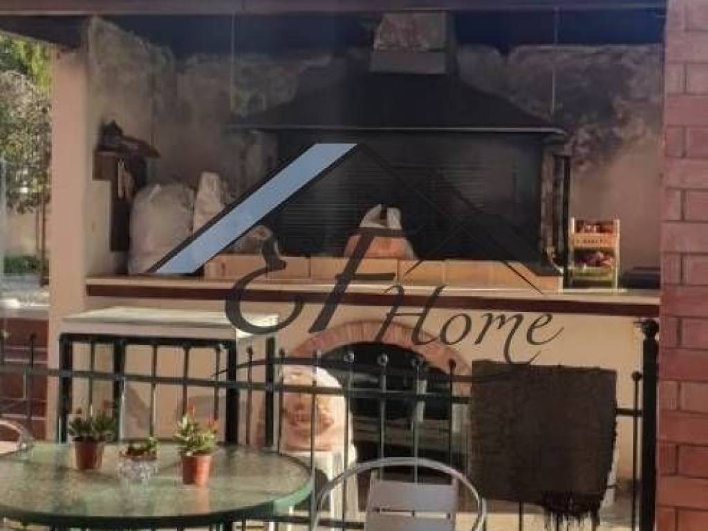 Εξωτερικά διαμορφωμένος χώρος