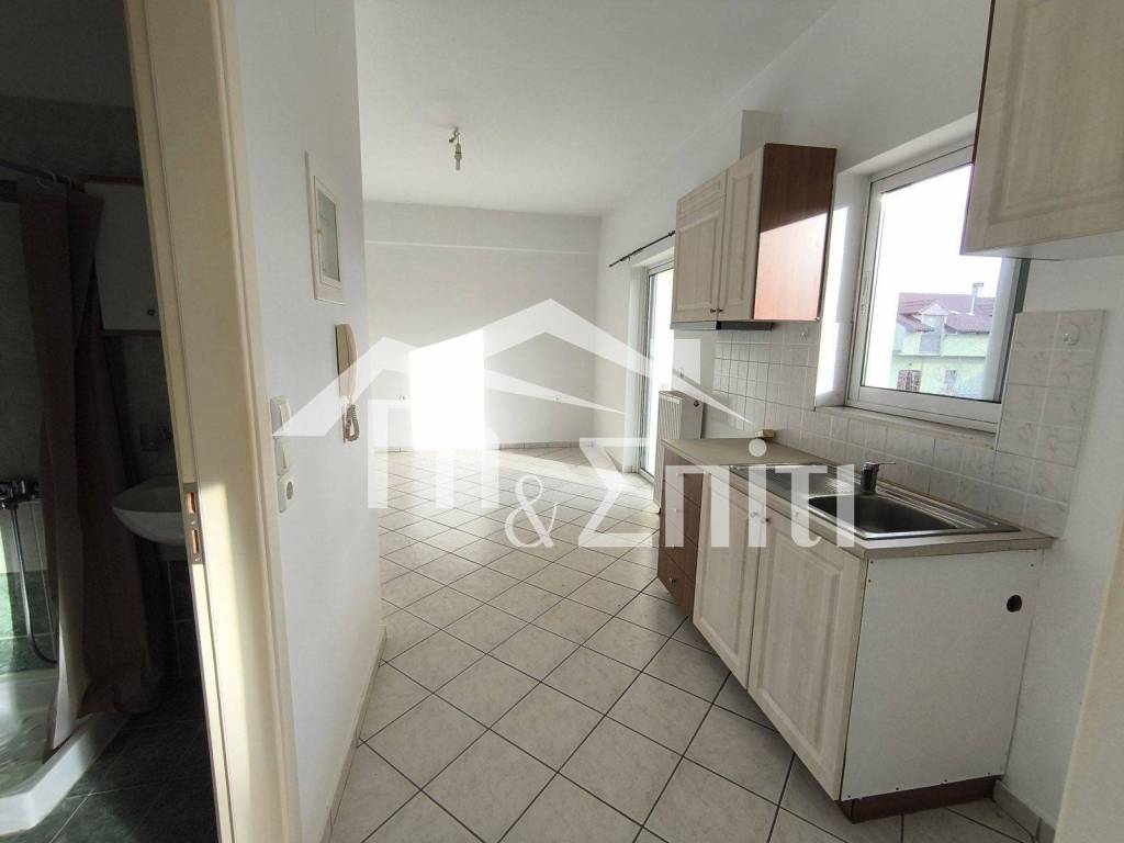 Σαλοκουζίνα