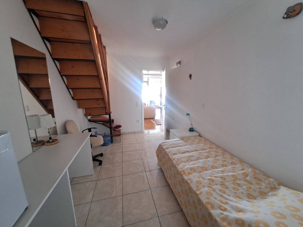 5*Y/D MEZONETAKIA (ISOGEIO 18TM +SOPHITA 18TM ME MPANIO)