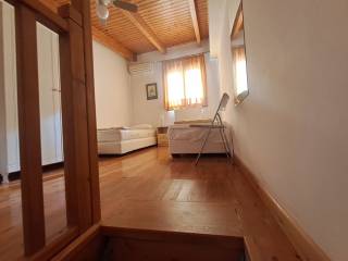 5*Y/D MEZONETAKIA (ISOGEIO 18TM +SOPHITA 18TM ME MPANIO)