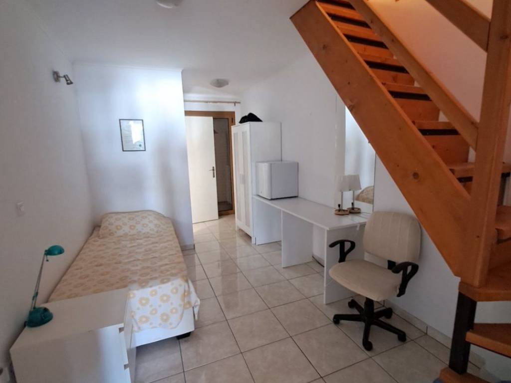 5*Y/D MEZONETAKIA (ISOGEIO 18TM +SOPHITA 18TM ME MPANIO)