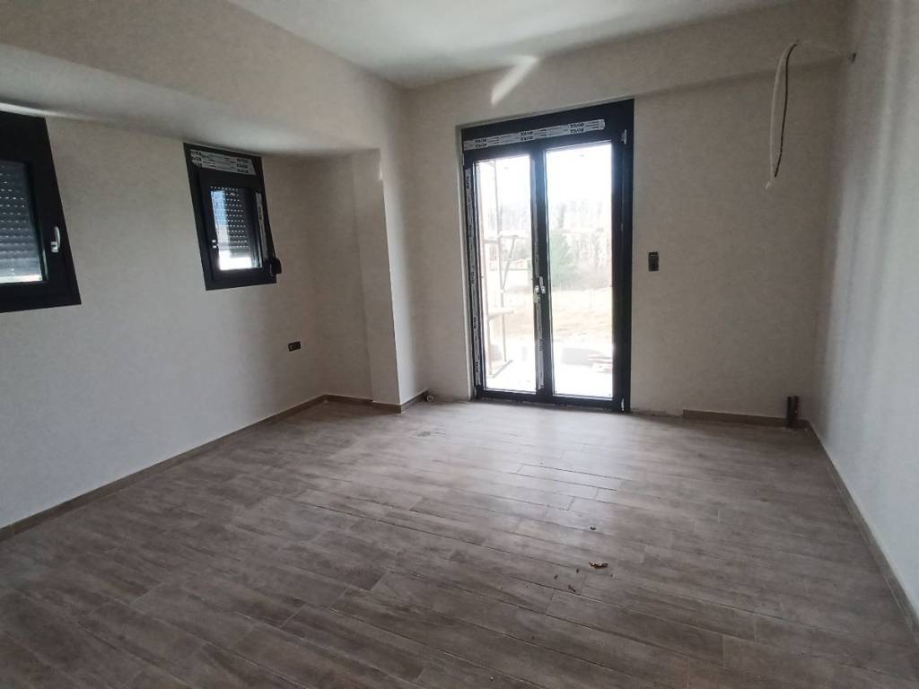 2o ypnodomatio me mpalkoni