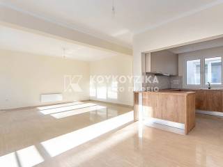 Σαλοκουζίνα