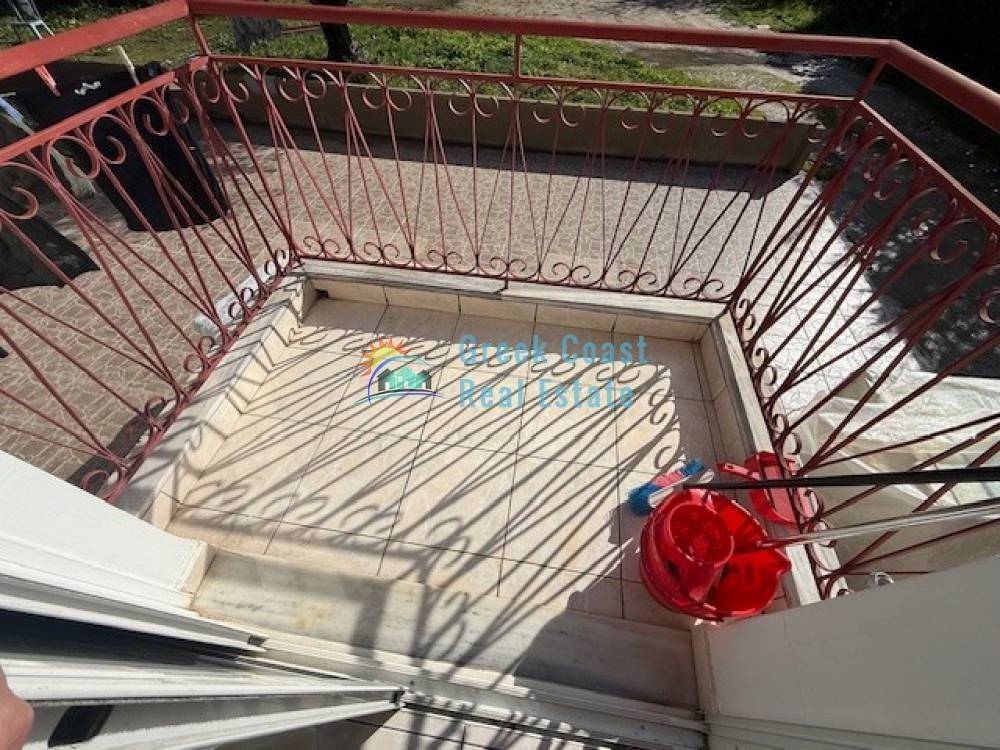 Θέα απο μπαλκόνι