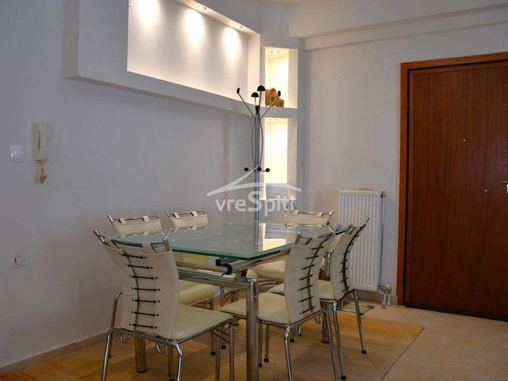 ΤΡΑΠΕΖΑΡΙΑ