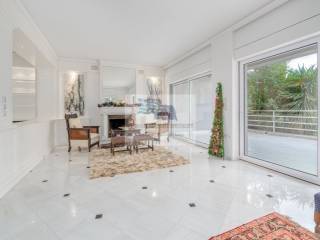 LIVING ROOM WITH FIREPLACE
