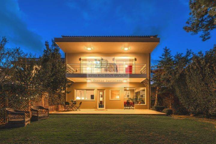 BACK OUTSIDE VIEW OF THE BUILDING