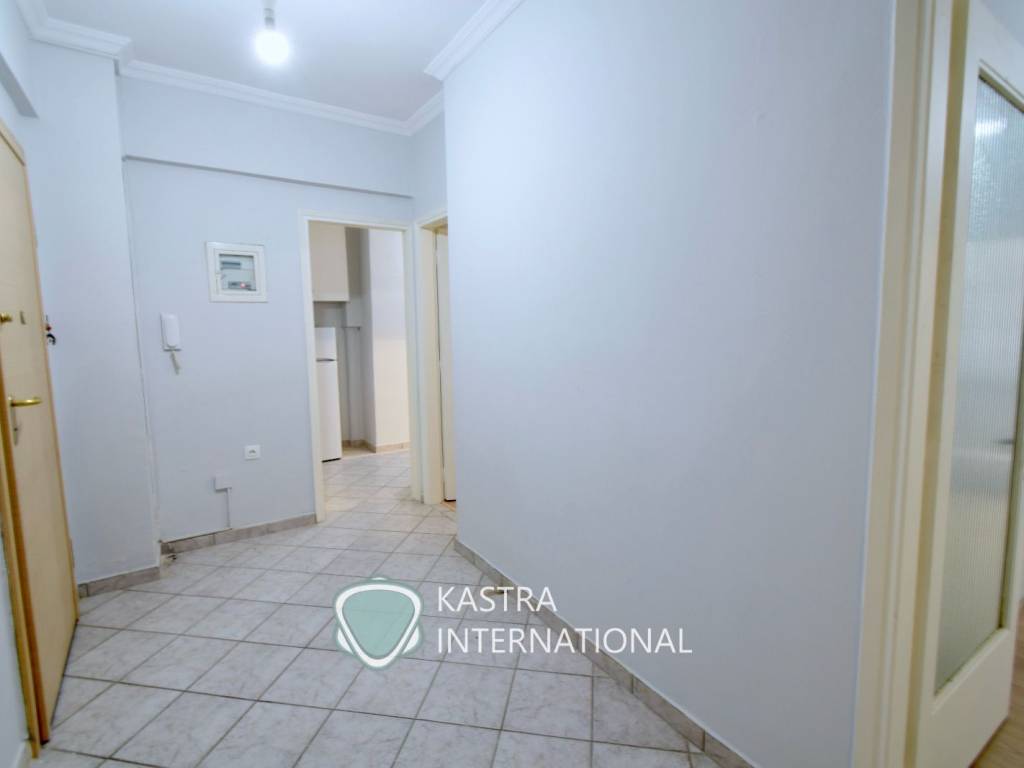 Esoterikos diadromos poy syndeei toys choroys