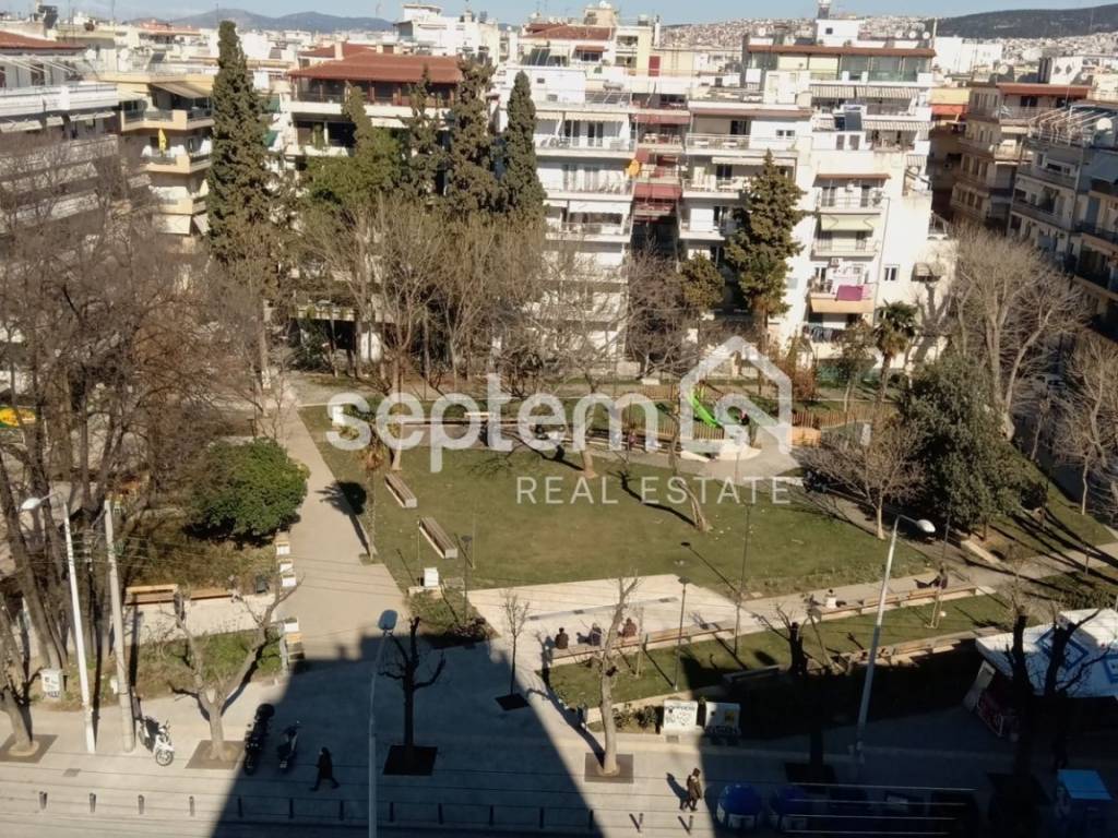 Θέα από μπαλκόνι