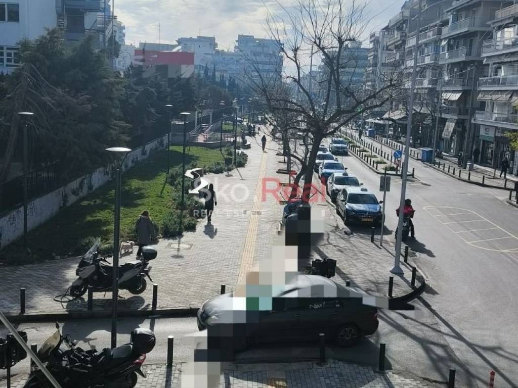 Θέα από μπαλκόνι