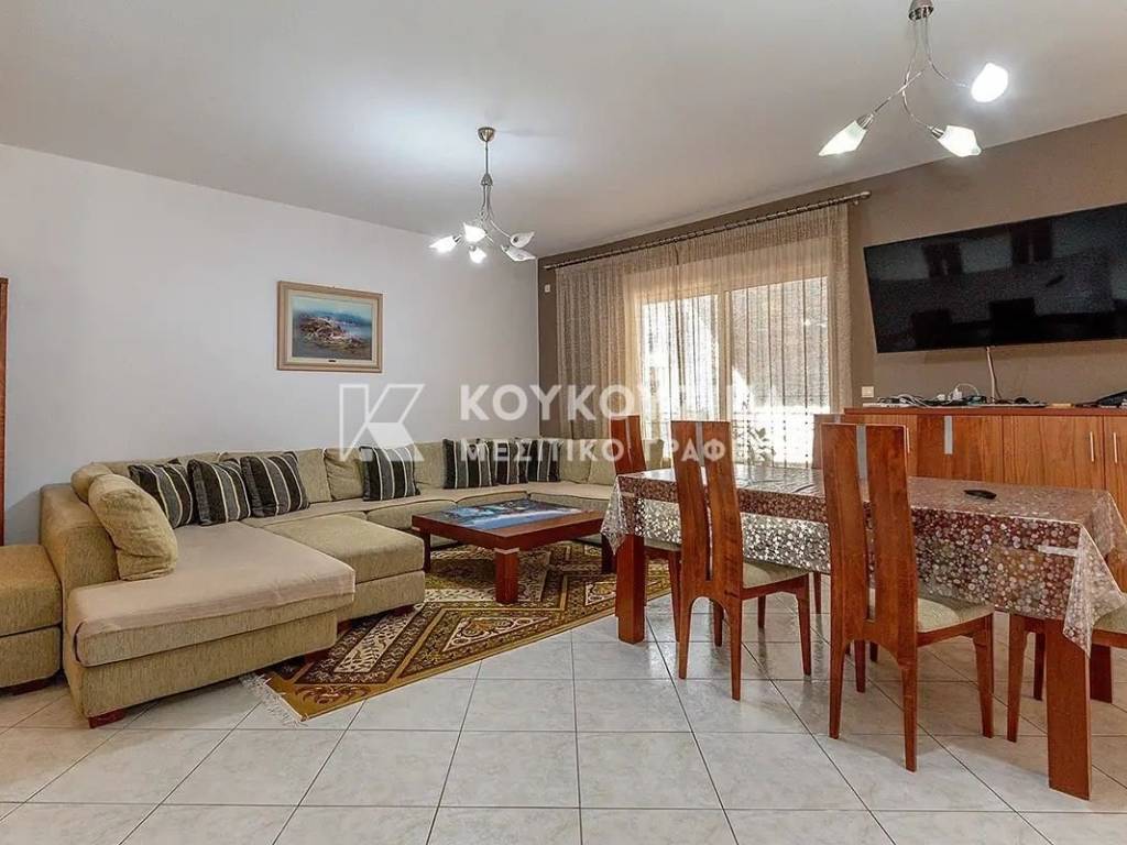 Σαλοκουζίνα