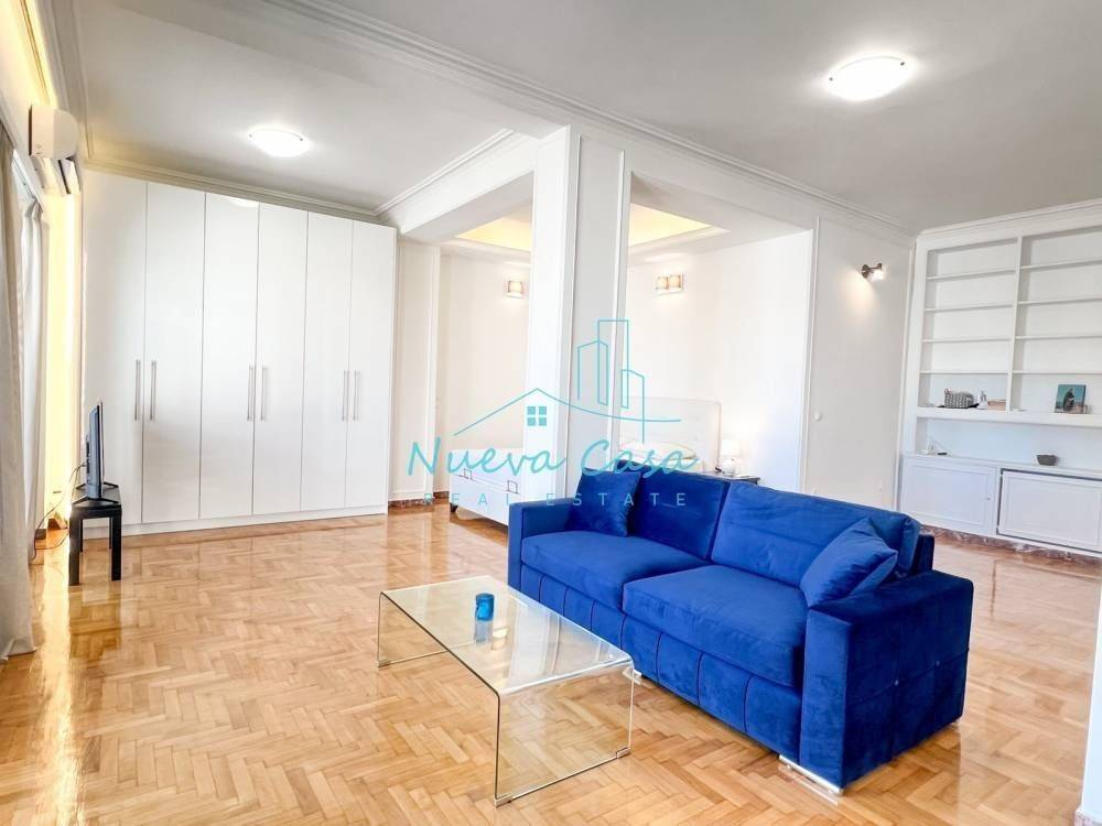 Σαλοκουζίνα