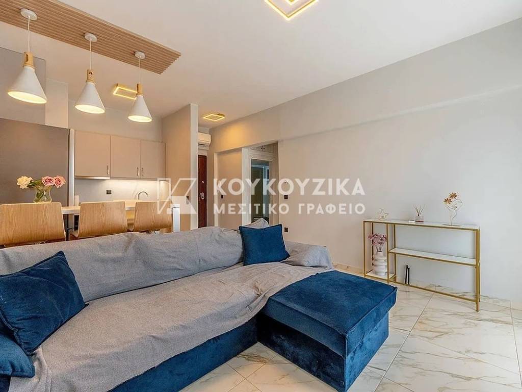 Σαλοκουζίνα