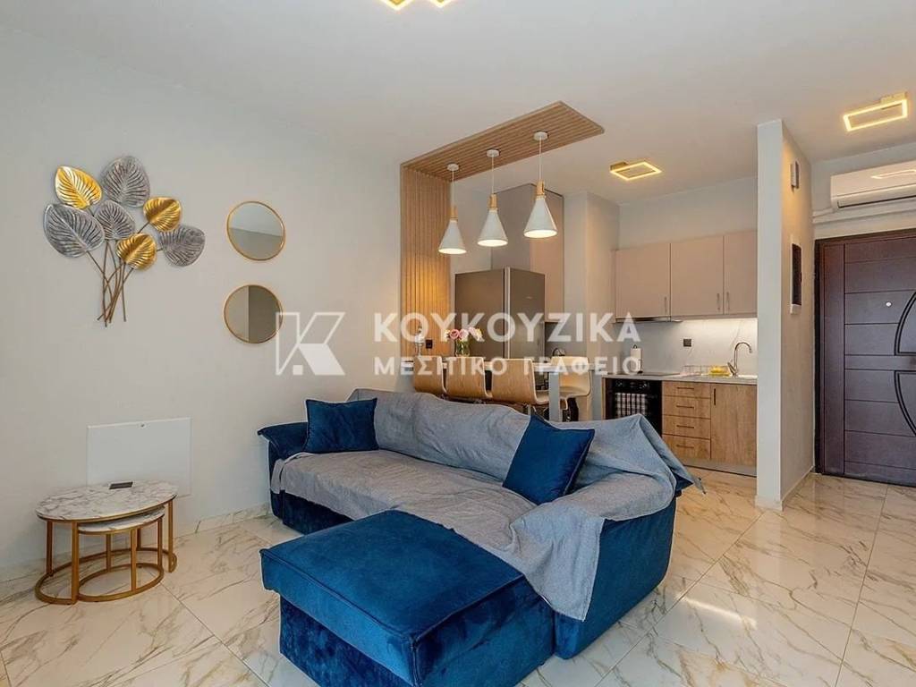 Σαλοκουζίνα