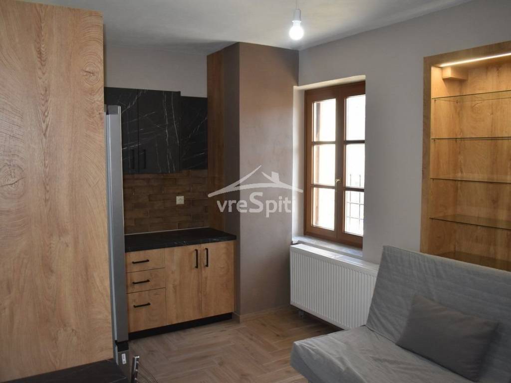 ΑΠΟΨΗ ΚΟΥΖΙΝΑΣ-ΚΑΘΙΣΤΙΚΟΥ