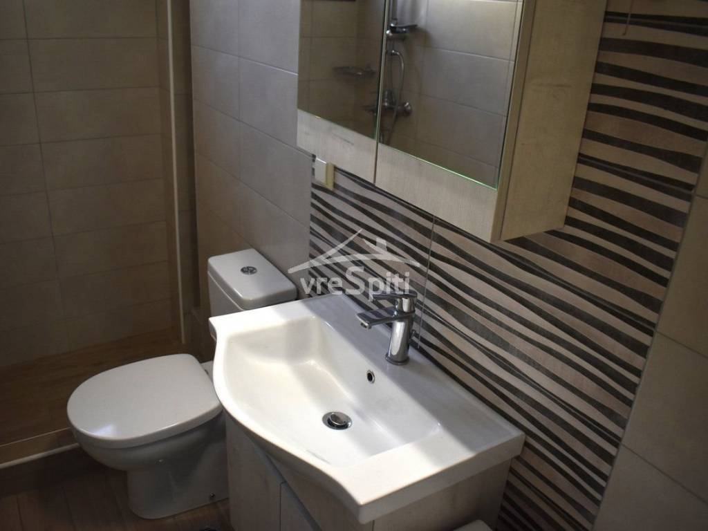 ΑΠΟΨΗ ΛΟΥΤΡΟΥ