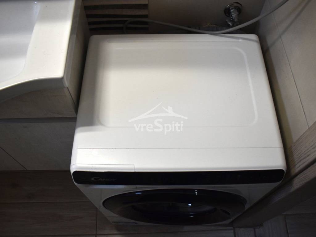 ΠΛΥΝΤΗΡΙΟ ΡΟΥΧΩΝ