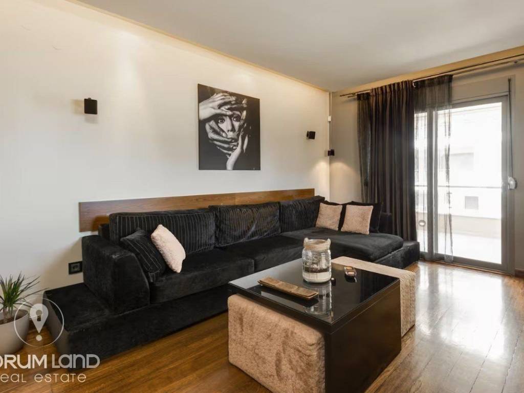 Forumland Real Estate, Σαλοκουζίνα