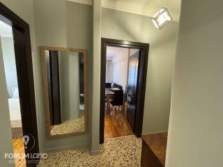 Forumland Real Estate, Χωλ