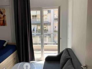 Forumland Real Estate, Καθιστικό