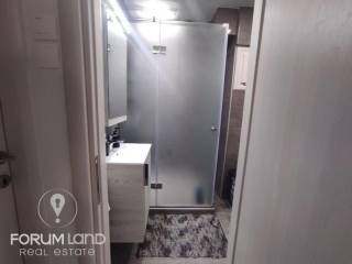 Forumland Real Estate, Μπάνιο