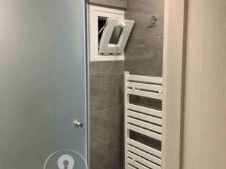 Forumland Real Estate, Μπάνιο