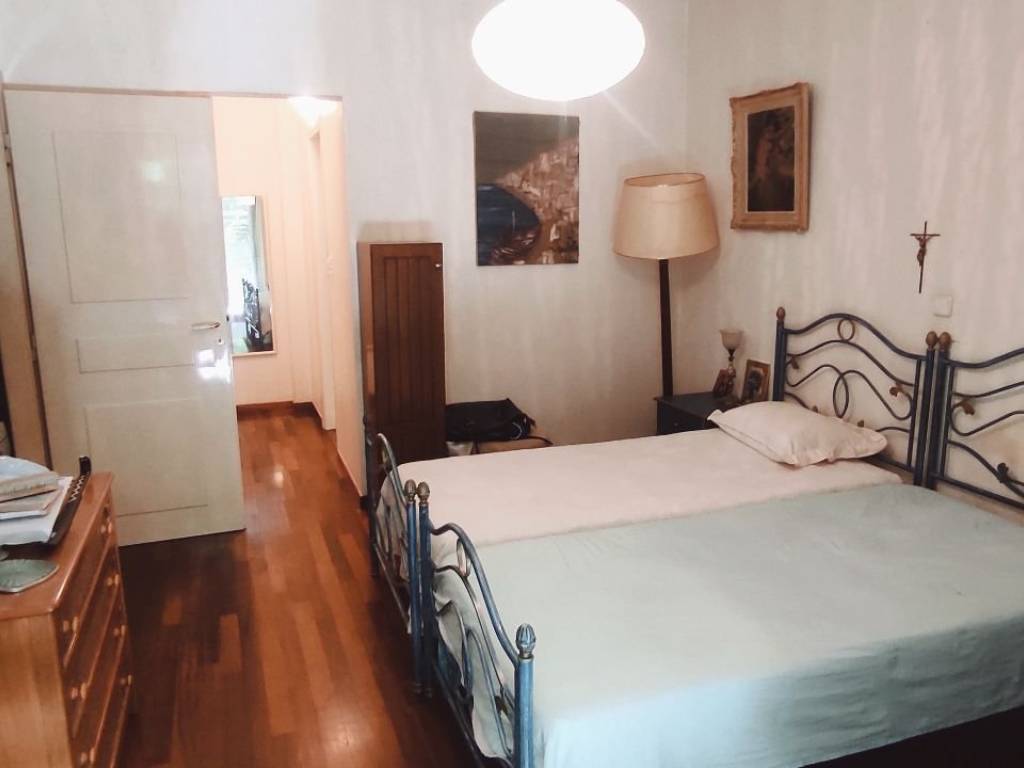 ypnodomatio 1 me esoteriko mpanio