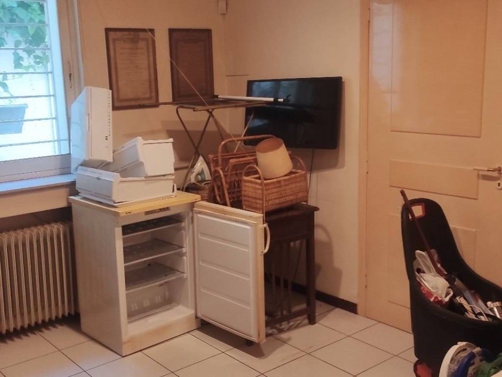 ypnodomatio 3 sto diamerisma emiypogeioy