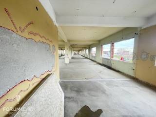 Forumland Real Estate, Εσωτερική όψη