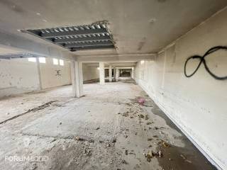 Forumland Real Estate, Esoterike opse