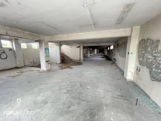 Forumland Real Estate, Esoterike opse