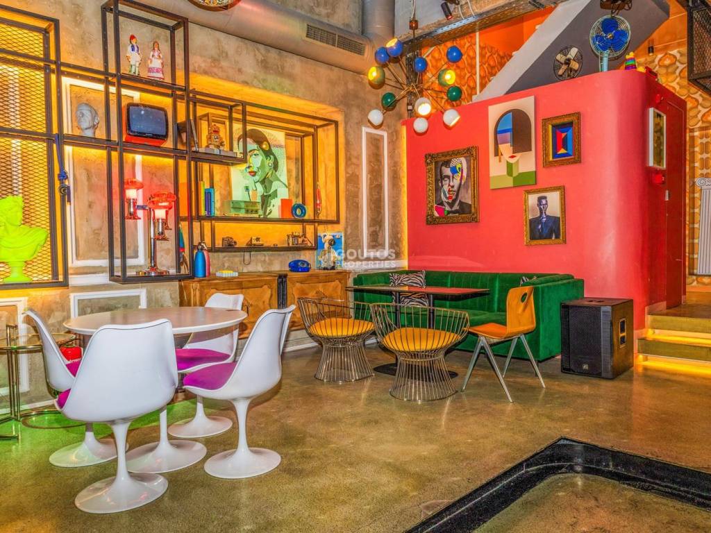 Εσωτερικοι χώροι