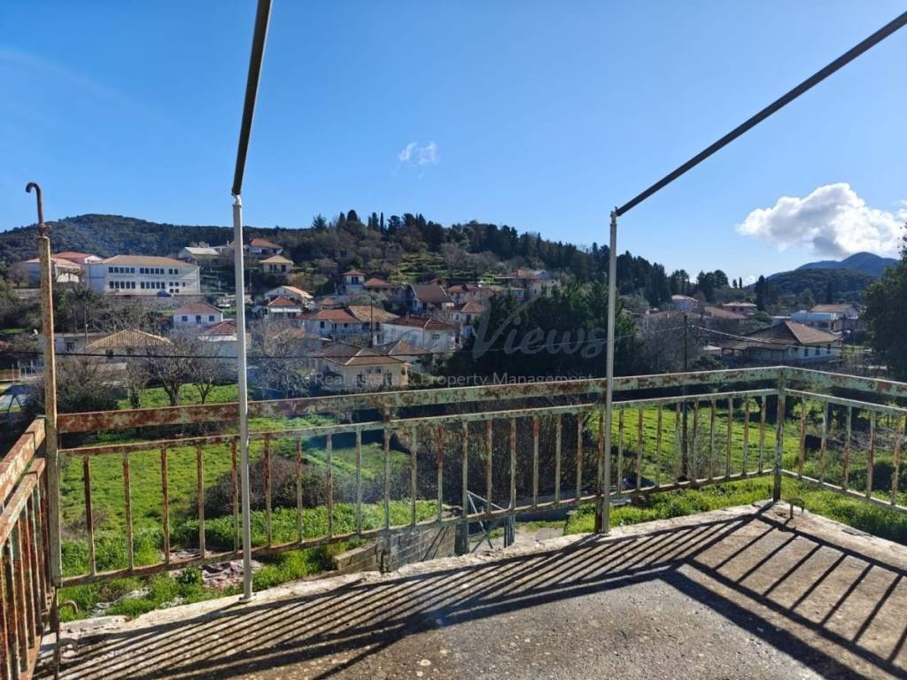 Θέα από μπαλκόνι