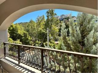 Θέα από μπαλκόνι