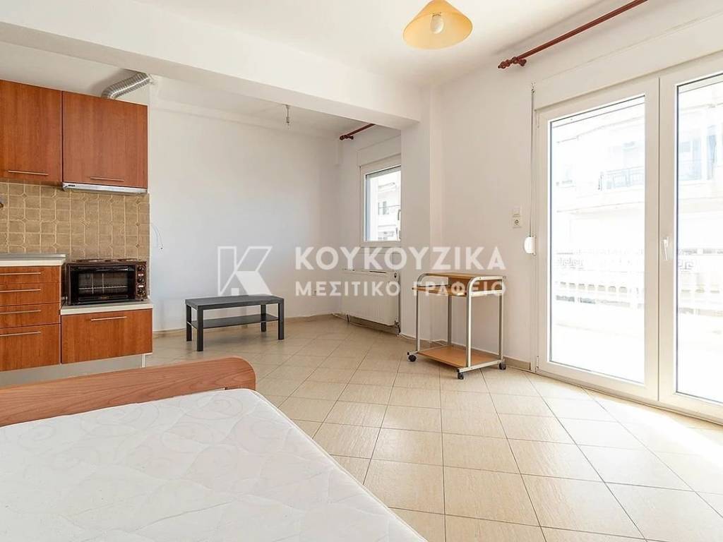 Σαλοκουζίνα