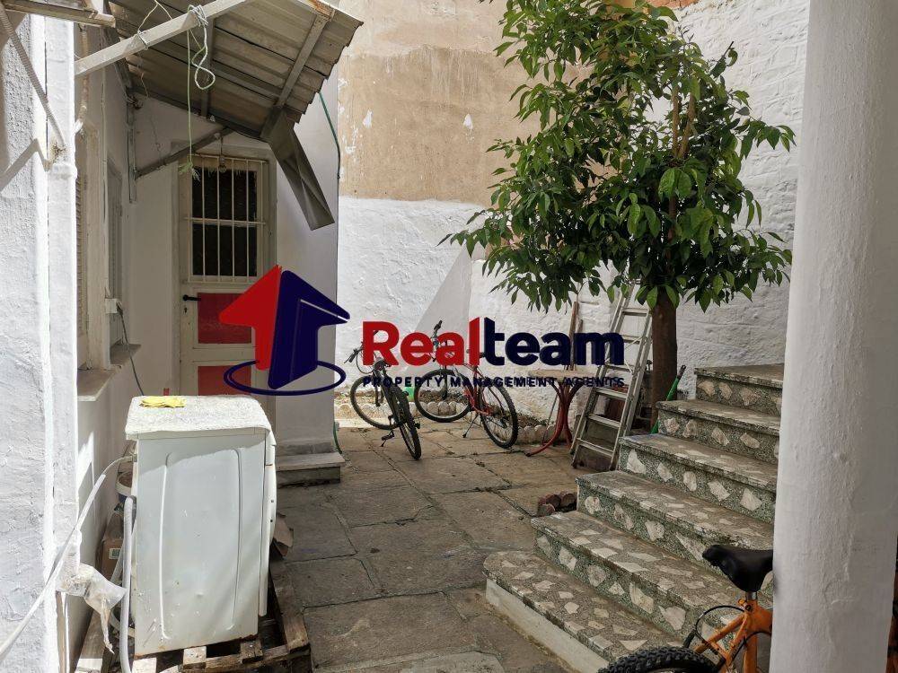 Εξωτερικοι χώροι