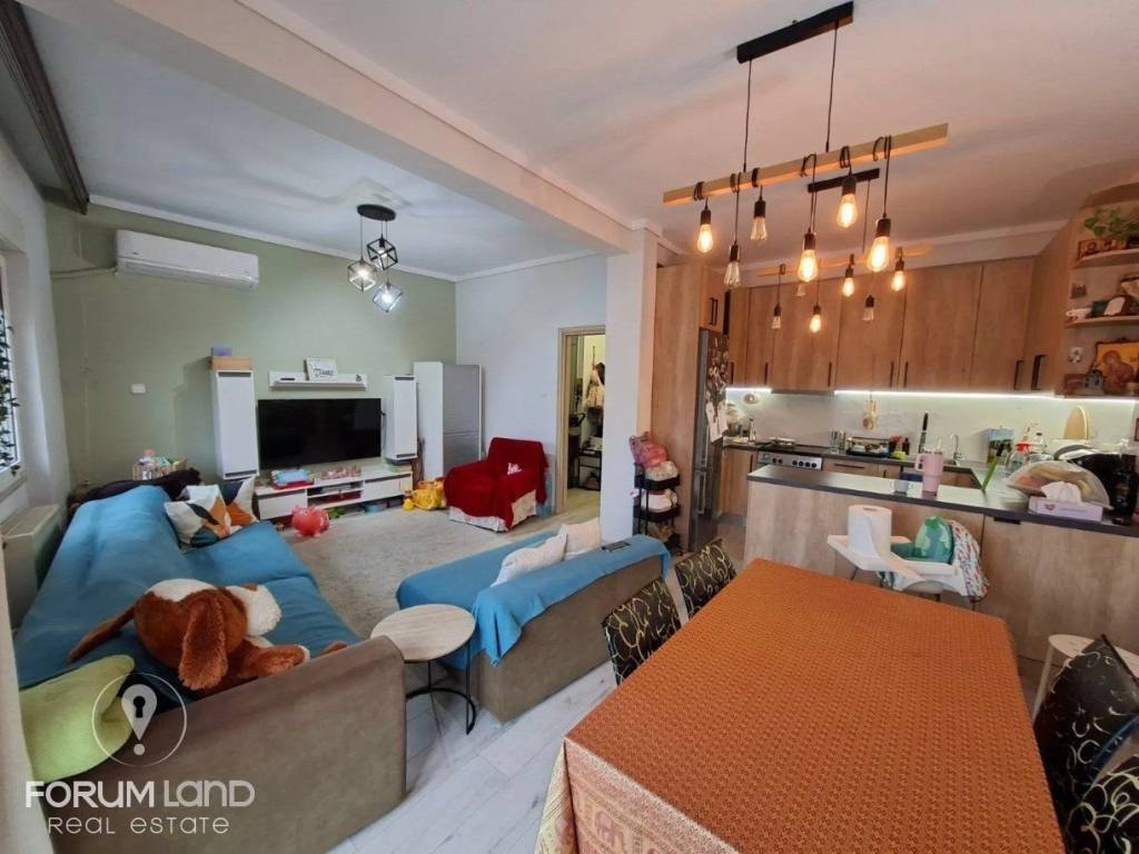 Forumland Real Estate, Σαλοκουζίνα