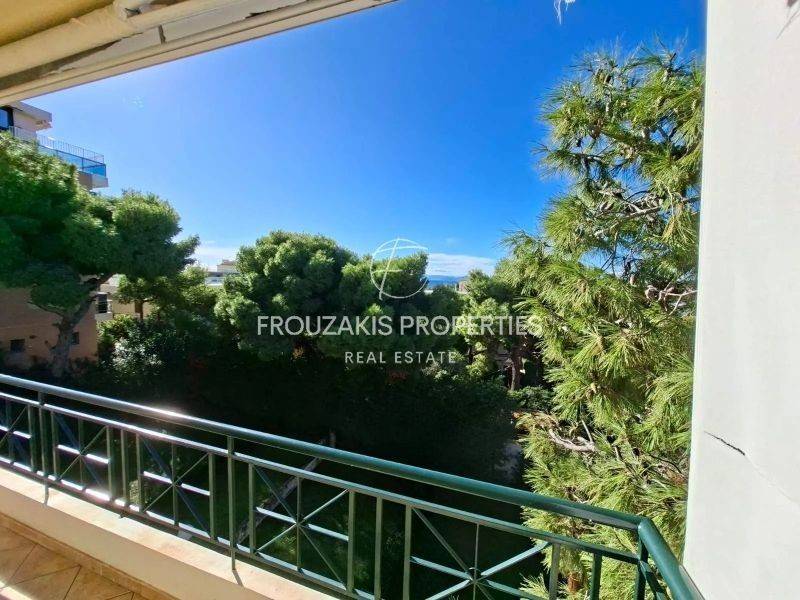 Θέα από μπαλκόνι