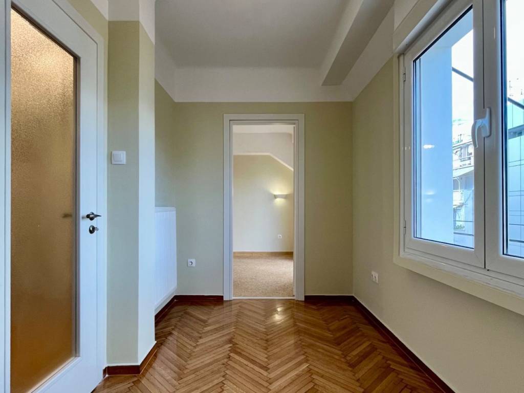 hilton_residential_apartment_for_rent