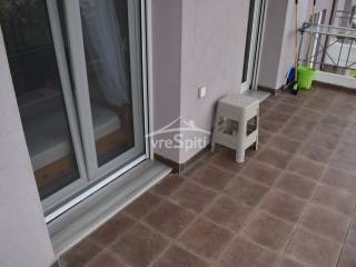 ΑΝΕΤΟ ΜΠΑΛΚΟΝΙ