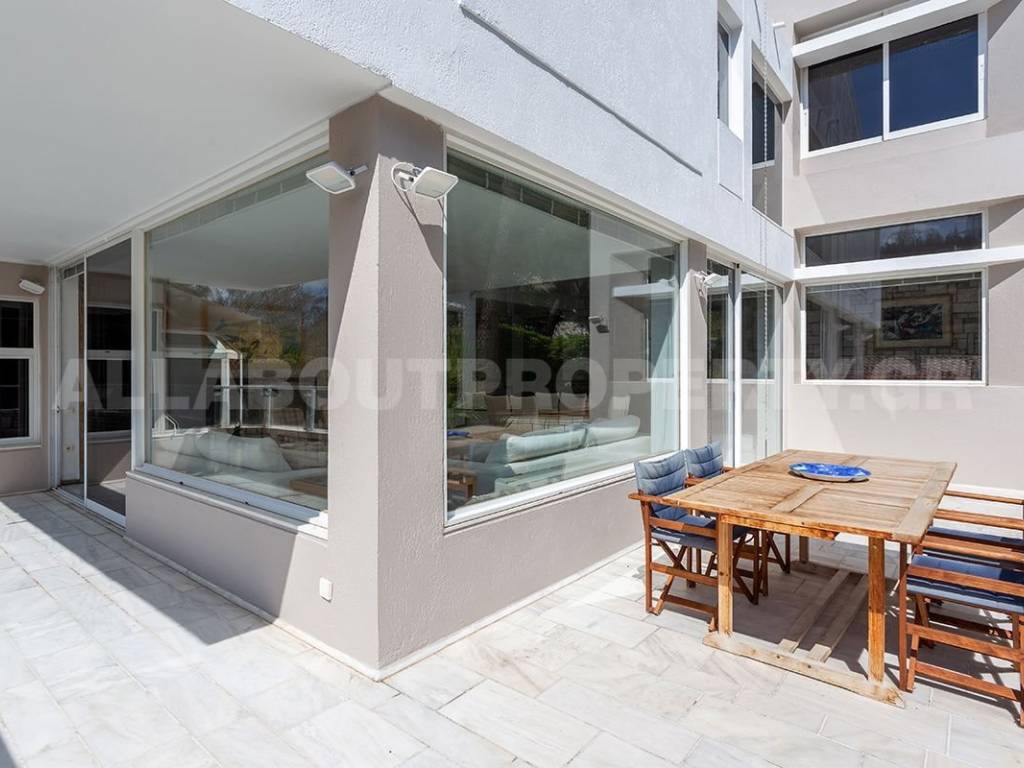 Εσωτερικοι χώροι