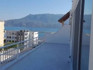 Θέα απο μπαλκόνι