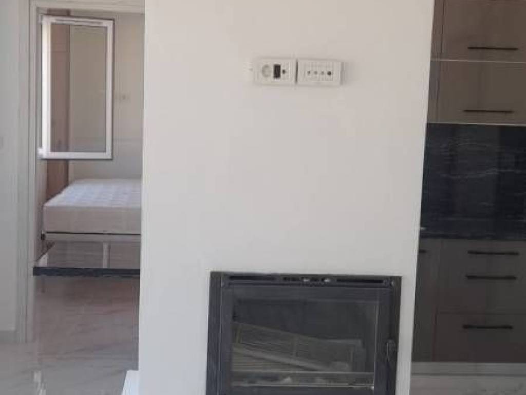 ΤΖΑΚΙ ΣΑΛΟΝΙ 