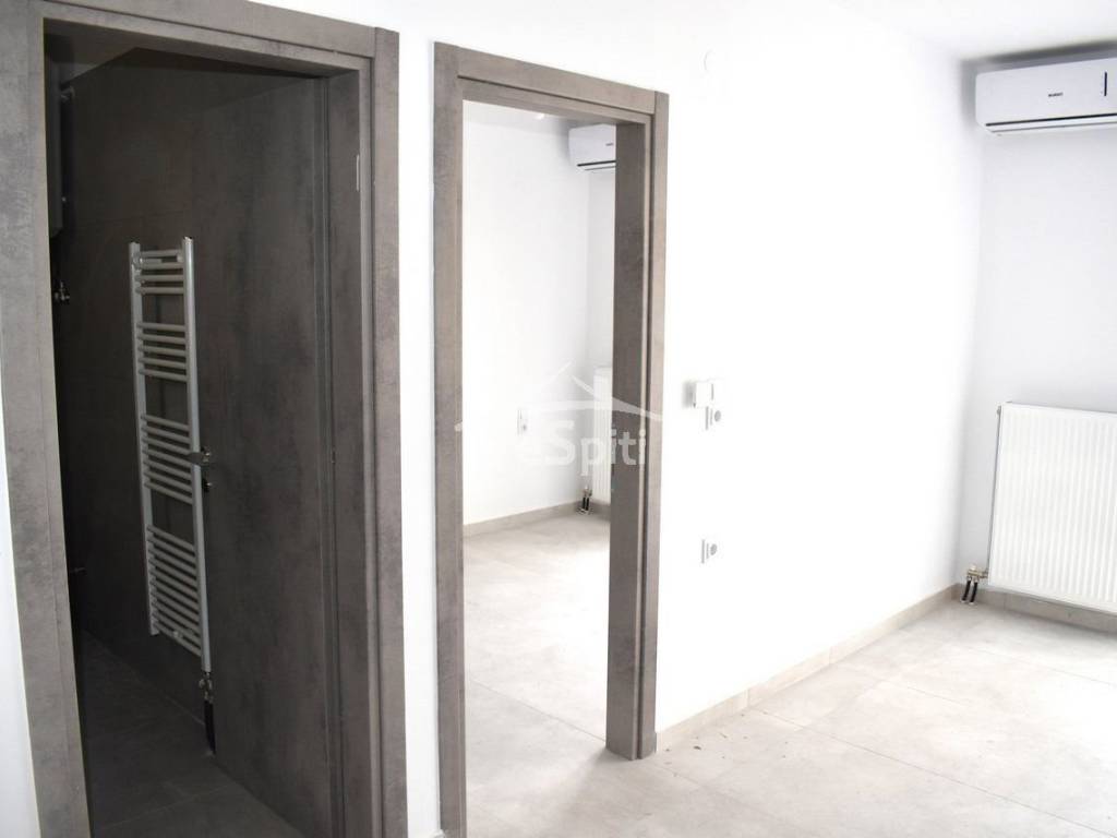 ΚΟΥΖΙΝΑ-ΥΠΝΟΔΩΜΑΤΙΟ-ΛΟΥΤΡΟ