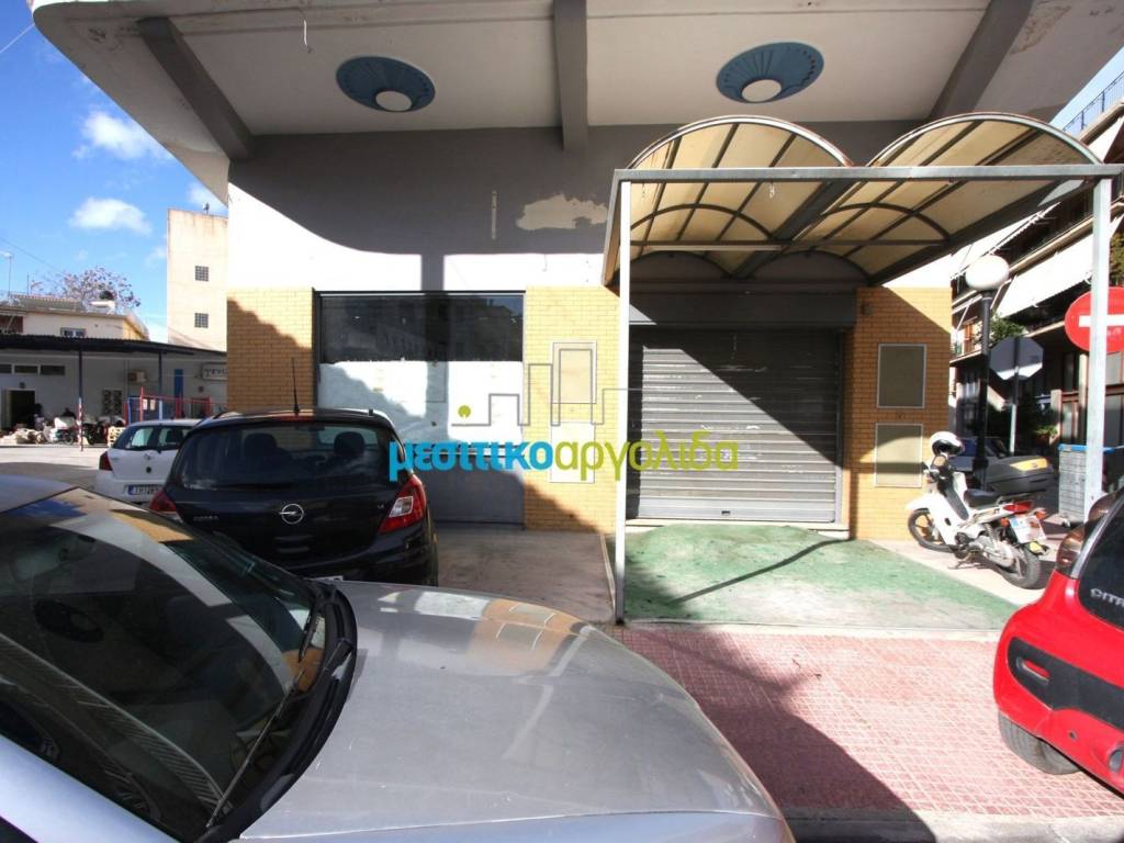 Εσωτερικοι χώροι